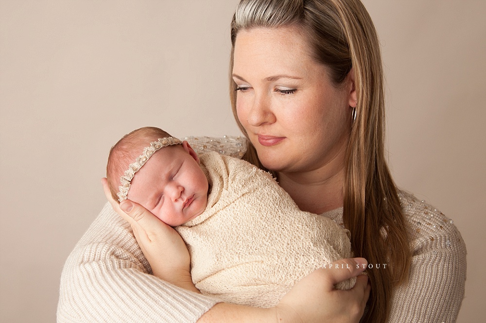 baby-with-mom-photography-oklahoma