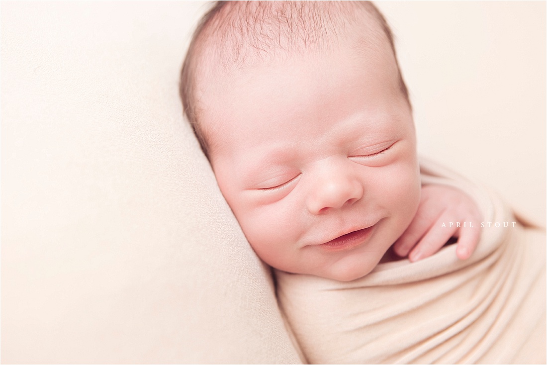 tulsa-ok-newborn-neutral-session