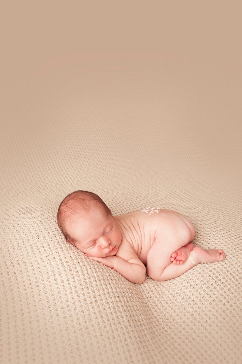 neutral-newborn-photographer_baby-session-Oklahoma