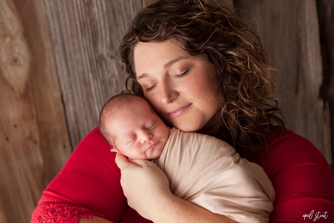 neutral-newborn-session-Oklahoma_april-stout