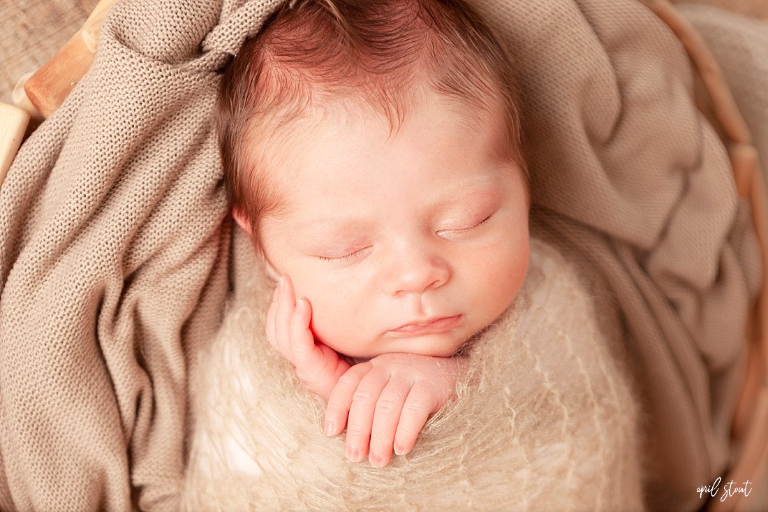 tulsa-owasso-jenks-claremore-tahlequah-muskogee-newborn-photographer