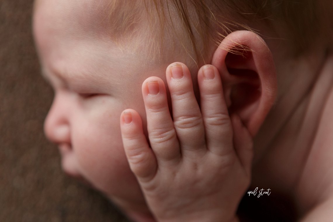 april stout newborn photographer Coweta Oklahoma