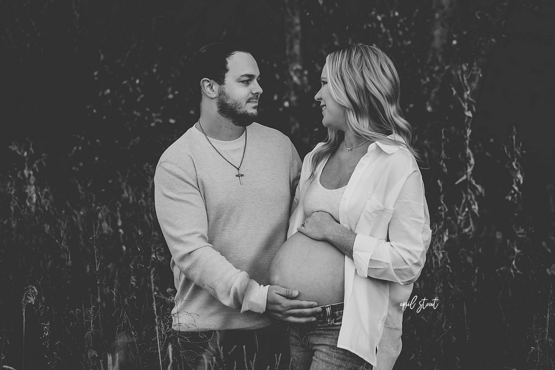 Oklahoma maternity photographer April Stout Tulsa Pryor Muskogee Claremore